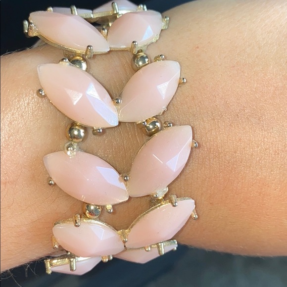 Gold hardware with pink stones bracelet - Picture 2 of 2